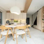 Wonder Home - Reymonta - domki wolnostojące z tarasami